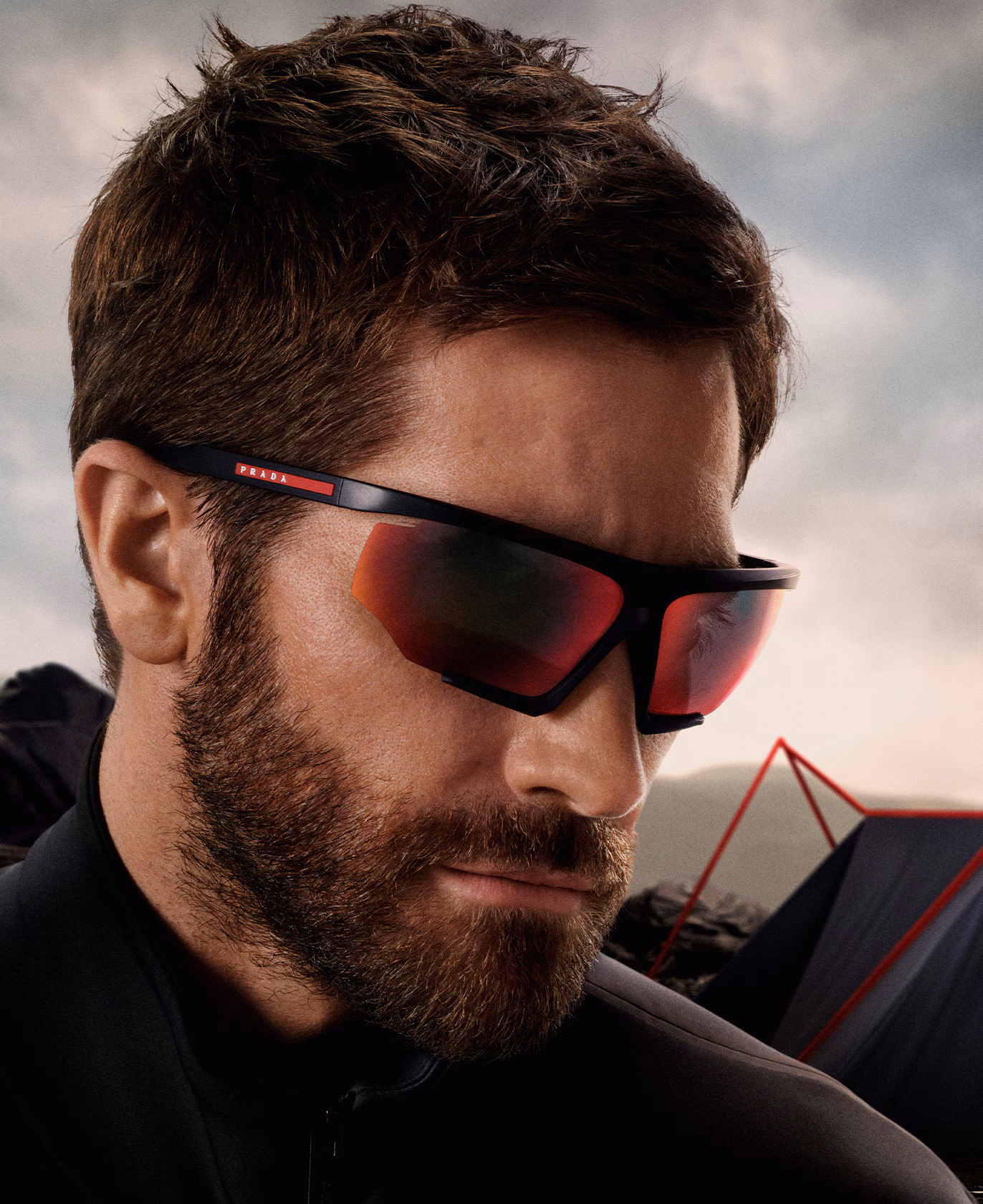 Wall_portrait_DT Jake Gyllenhaal wearing Prada Sunglasses